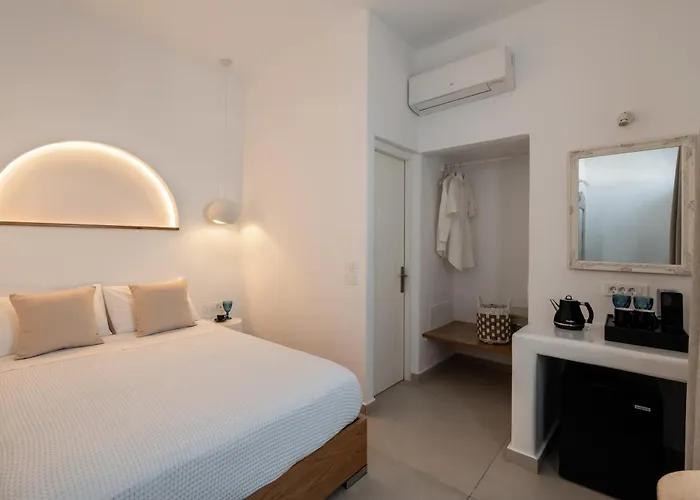 Galation 4* Mykonos Town